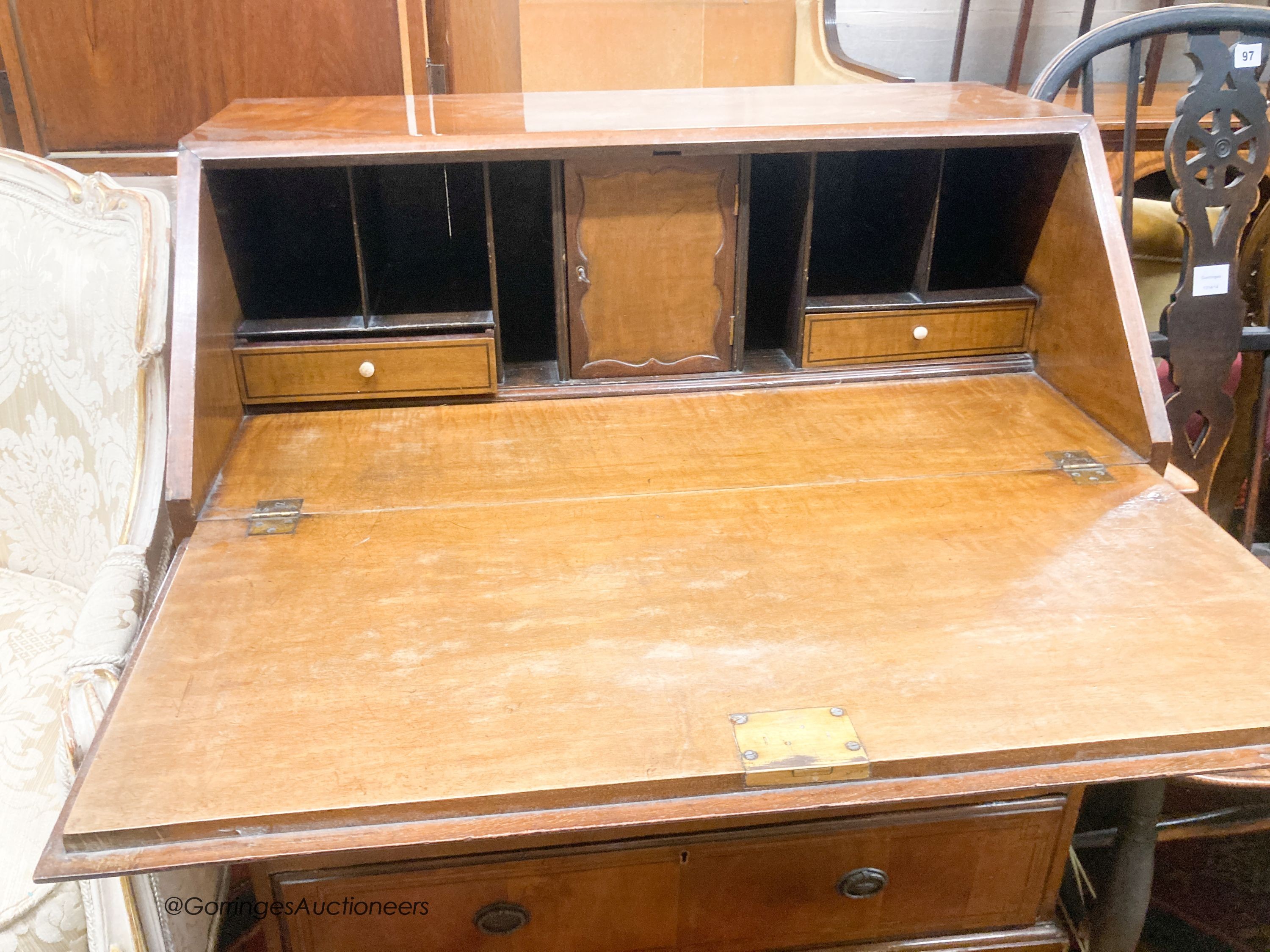 An early 20th century walnut bureau, width 66cm, depth 45cm, height 93cm